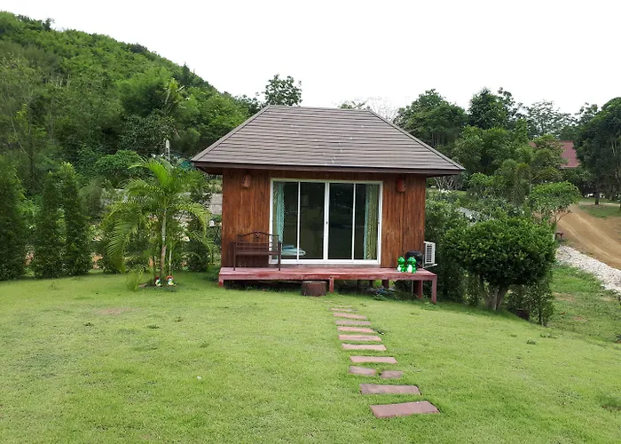 Tanihill รีสอร์ท