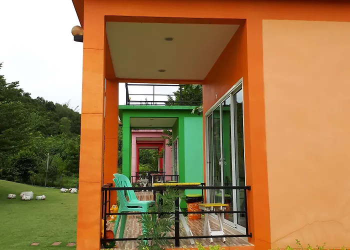 Tanihill รีสอร์ท