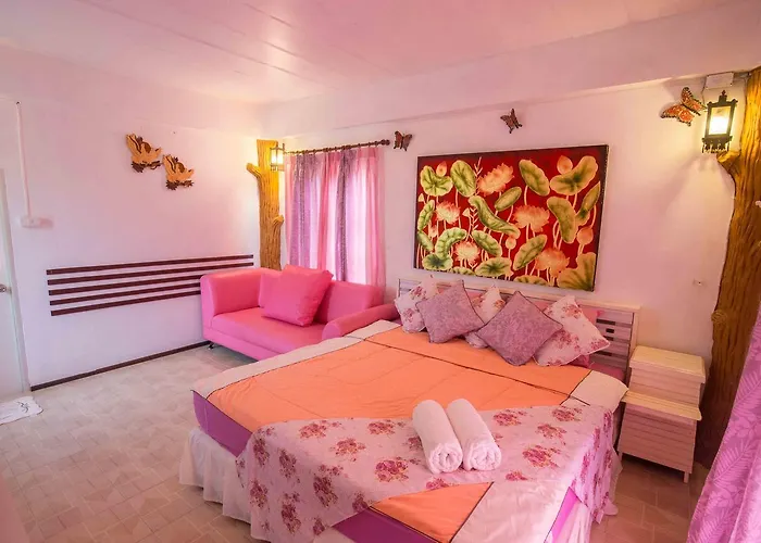 รีสอร์ท Tanihill 3*