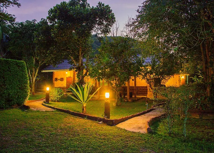 รีสอร์ท Tanihill 3*