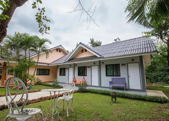 รีสอร์ท Tanihill 3*