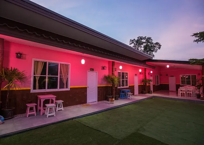 รีสอร์ท Tanihill 3*