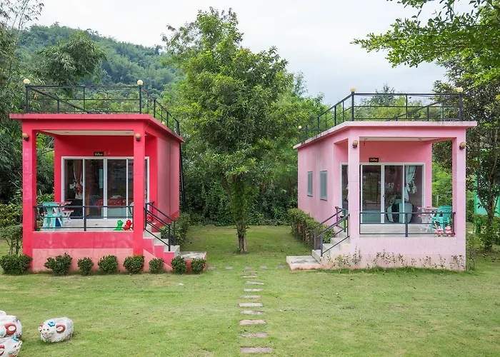 รีสอร์ท Tanihill 3*